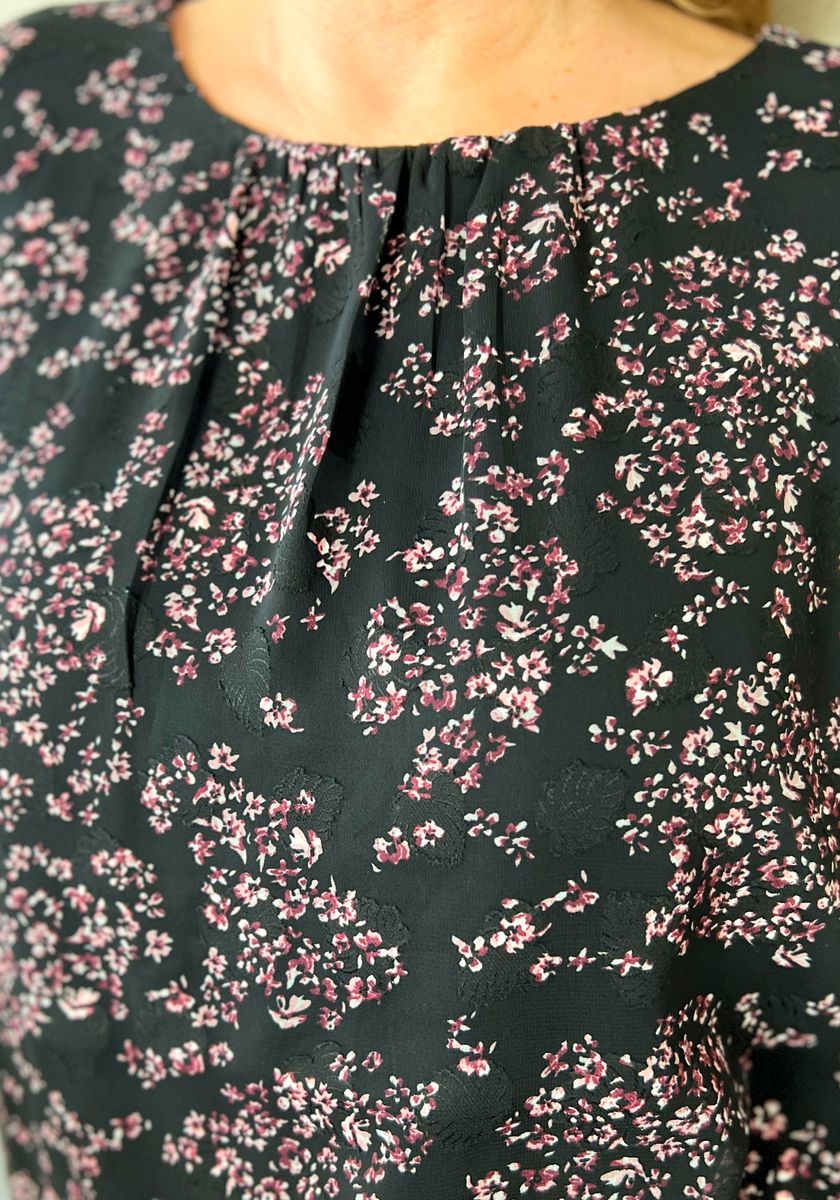 Line chiffonbluse burgunder blomst