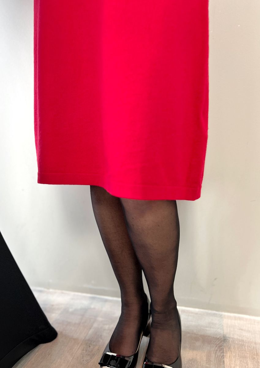 Helga kjole hjerterød