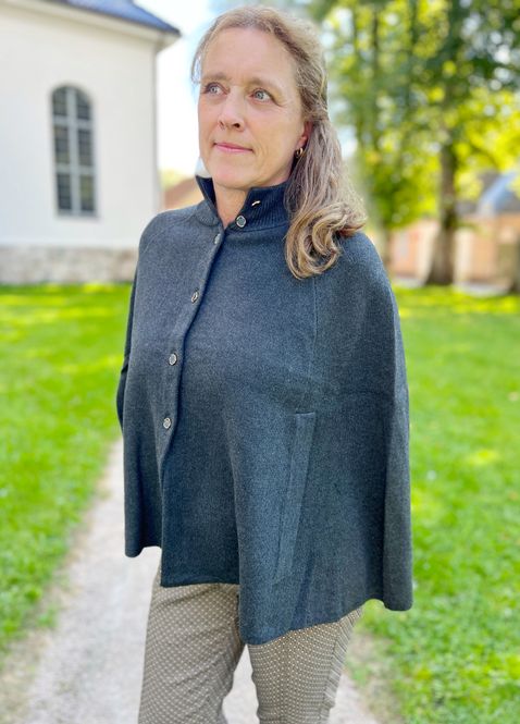 Hovedbilde Synne poncho gråmelert