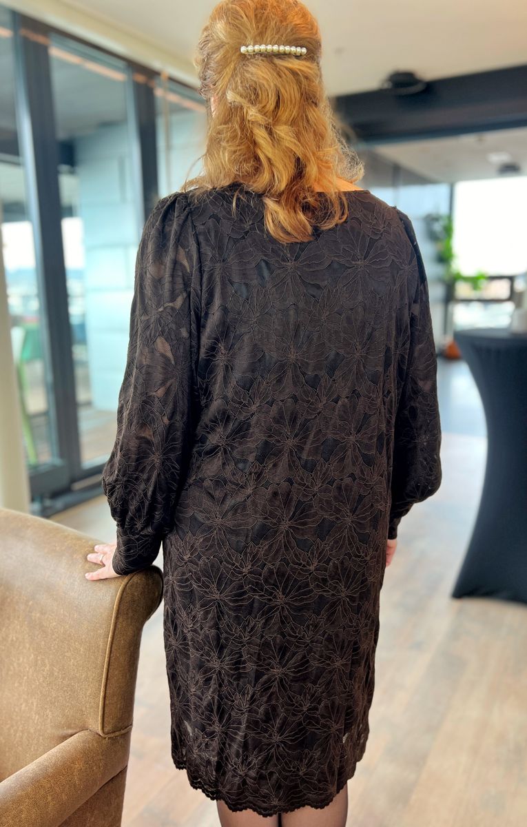 Line blondekjole mocca