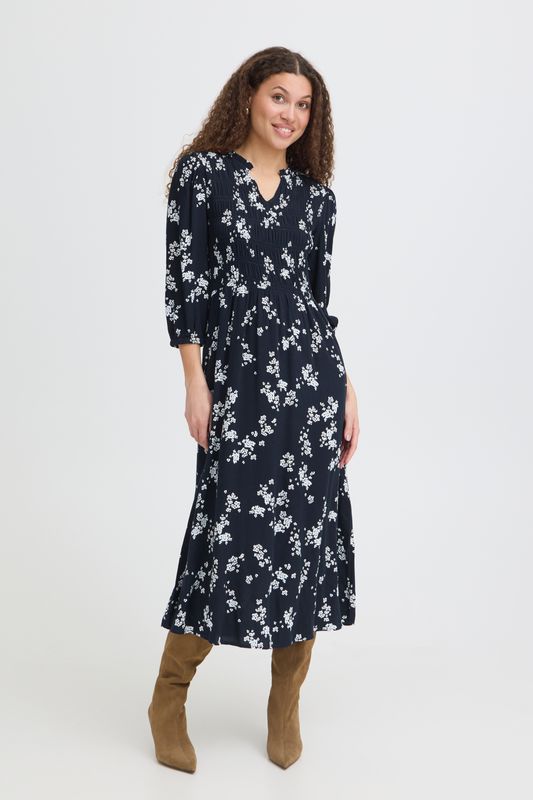 Carla kjole nordisk blomst