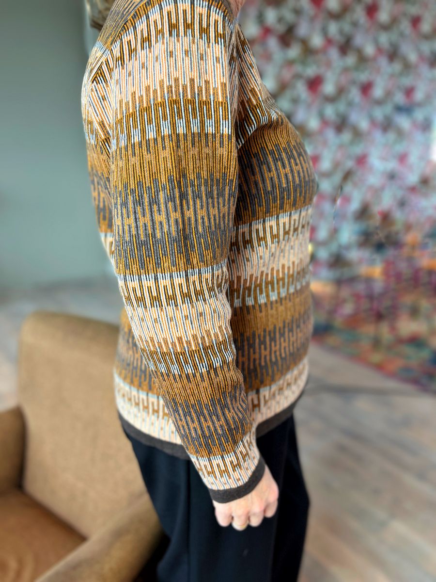 Nelly genser brun jacquard