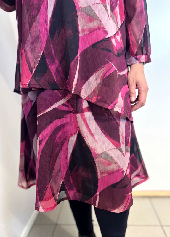 Kjersti tryllekjole fuksia
